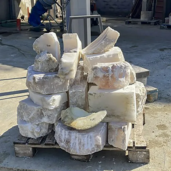 Beeldhouwen - steen- albast - creatieve vakanties - Italië - Toscane - Voterra