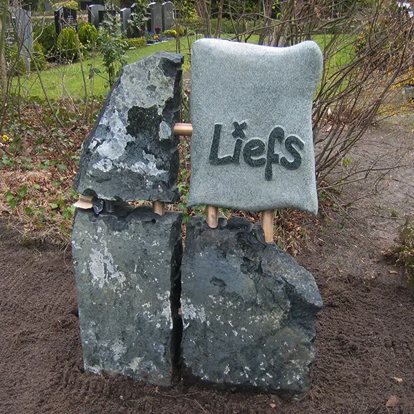 grafmonument algemene begraafplaats made