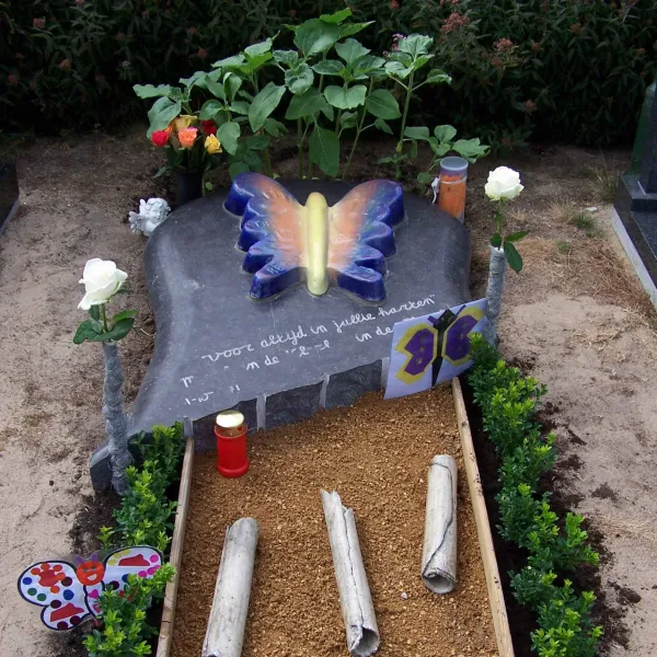 grafmonument begraafplaats hendrik ido ambacht 2009